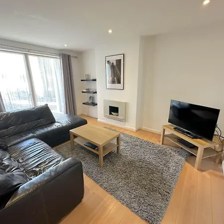 Parc Y Bryn Serviced Apartments Aberystwyth Exterior photo