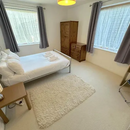 Parc Y Bryn Serviced Apartments Aberystwyth Exterior photo