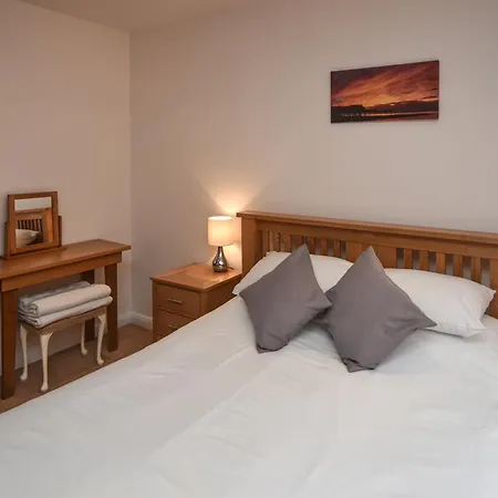 Parc Y Bryn Serviced Apartments Aberystwyth Exterior photo