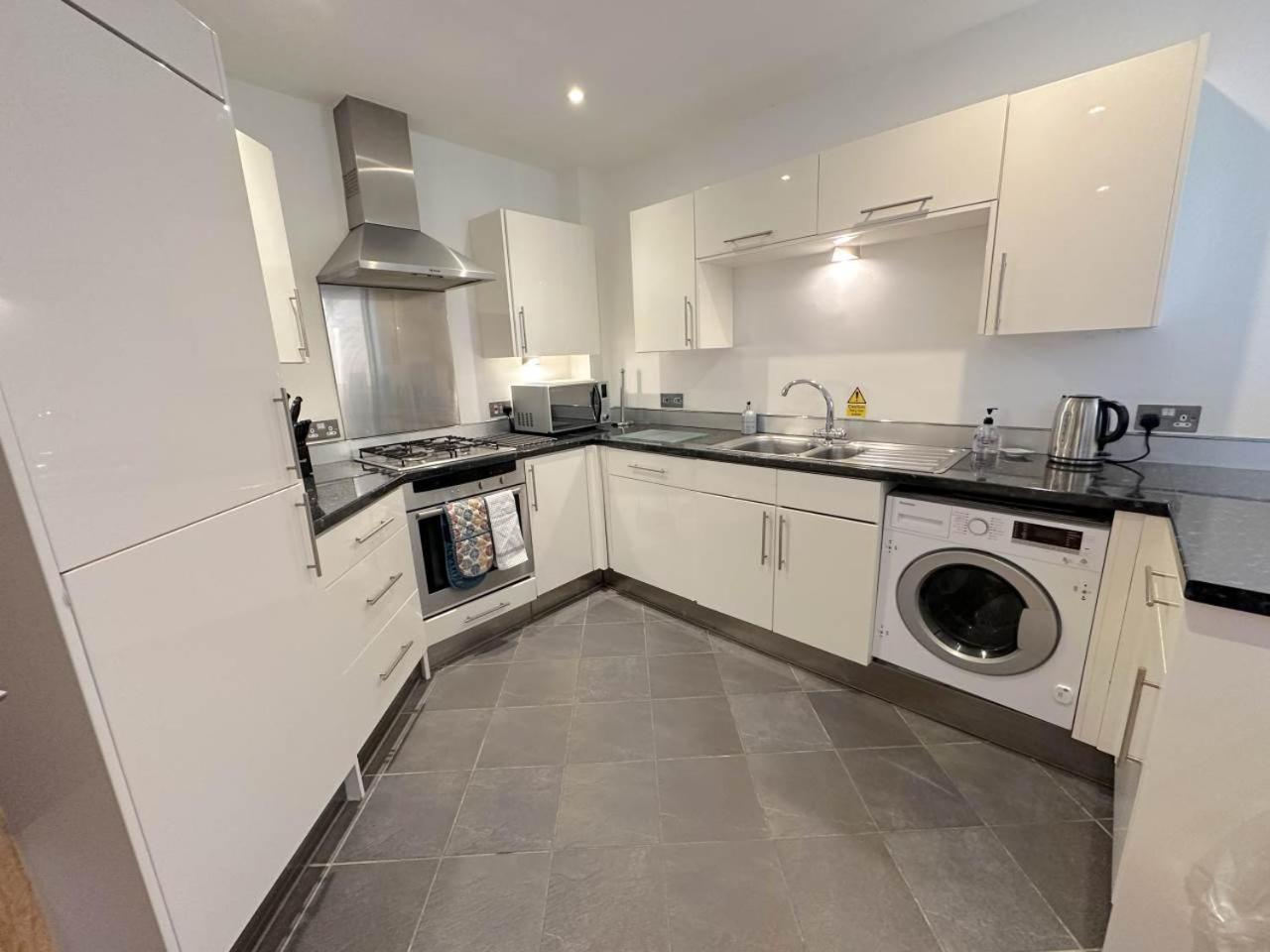 Apartment Parc Y Bryn Serviced