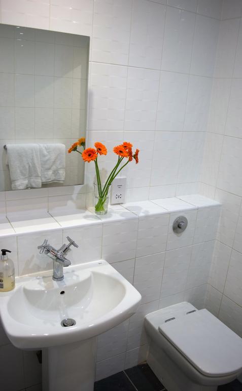 Parc Y Bryn Serviced Apartment *